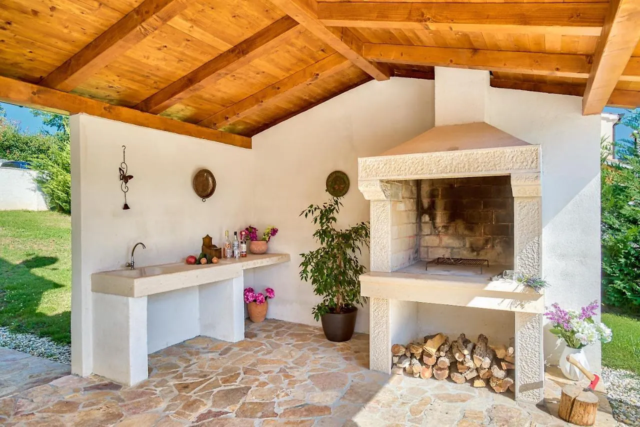 Villa 1520 Žminj 0*,  Kroatië