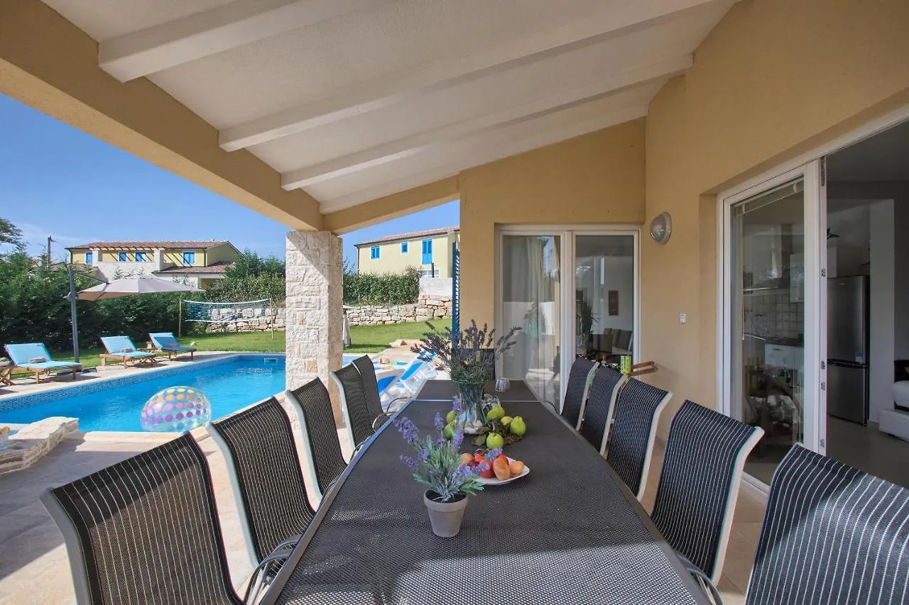 Villa 1520 Žminj Kroatië